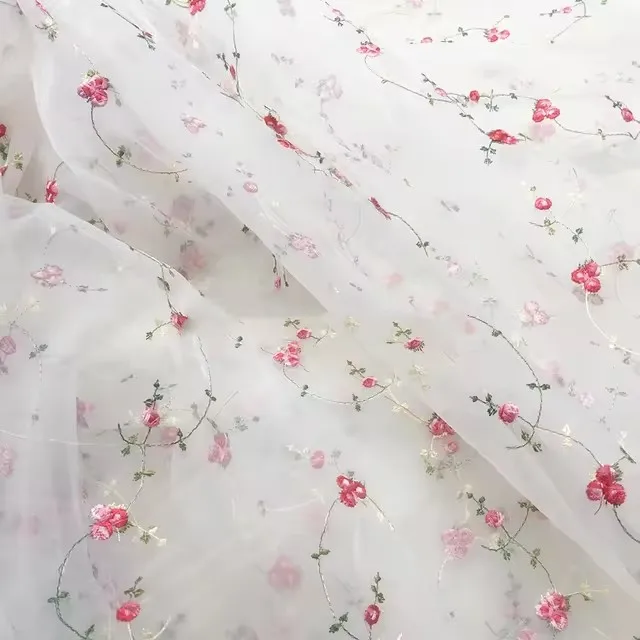 Кружевная ткань из органзы