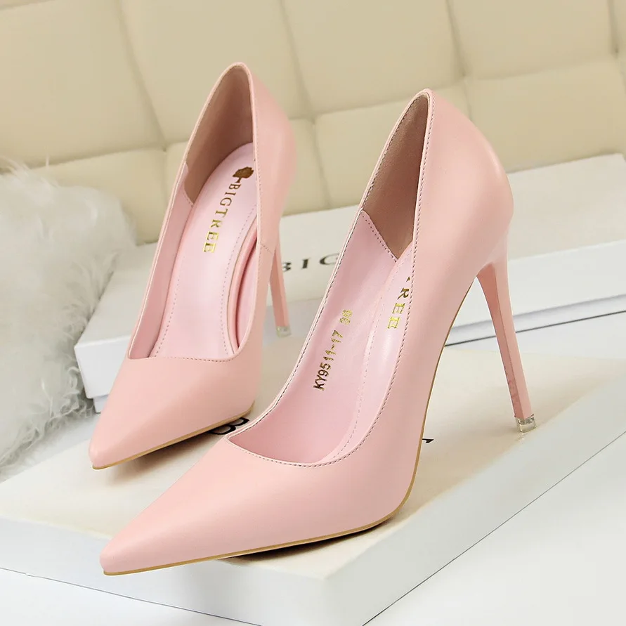 

Korean version of fashionable and minimalist women's shoes that appear slim, super high heels, shallow cut pointed