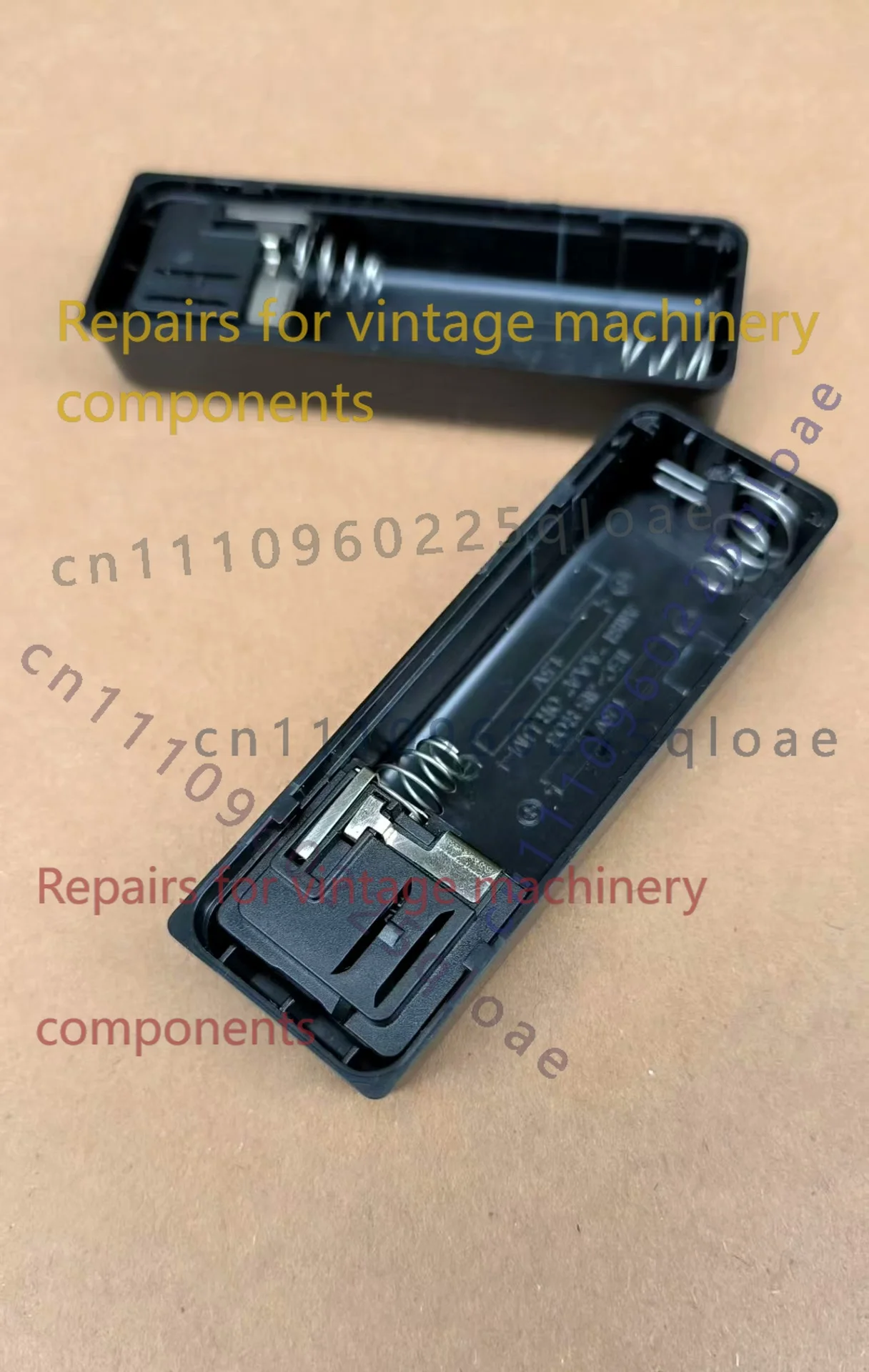 Фото 1 шт. чехол для батареек AAA для Aiwa HS-J202 J303 J505 J707 HS-J20 Walkman, внешний отсек для батареек, запасная часть для замены. №1