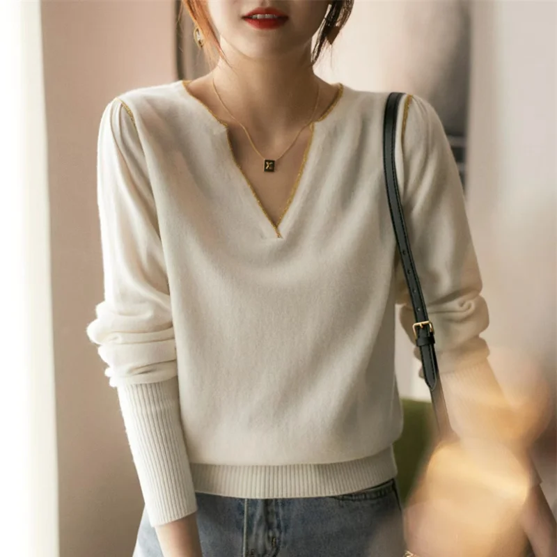

V-Neck Gold-Lined Wool Knitted Sweater Women's 2023 Spring and Autumn Casual Pullover New Women's Clothing Unique Niche Chic Top