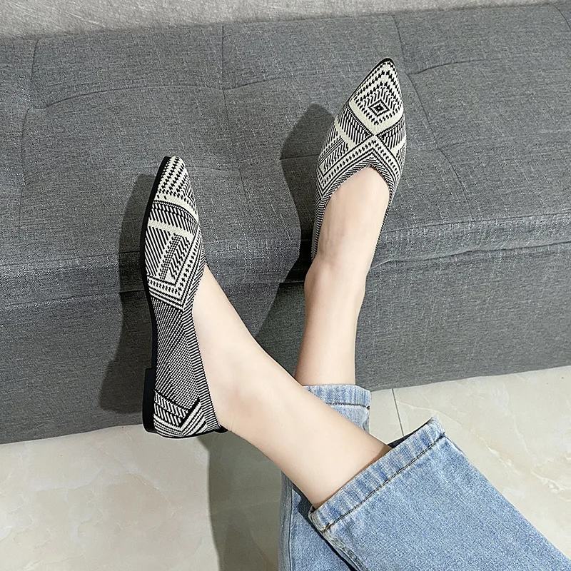 

Новинка 2022 г., Женская обтягивающая Повседневная легкая тканевая дышащая обувь для ленивых