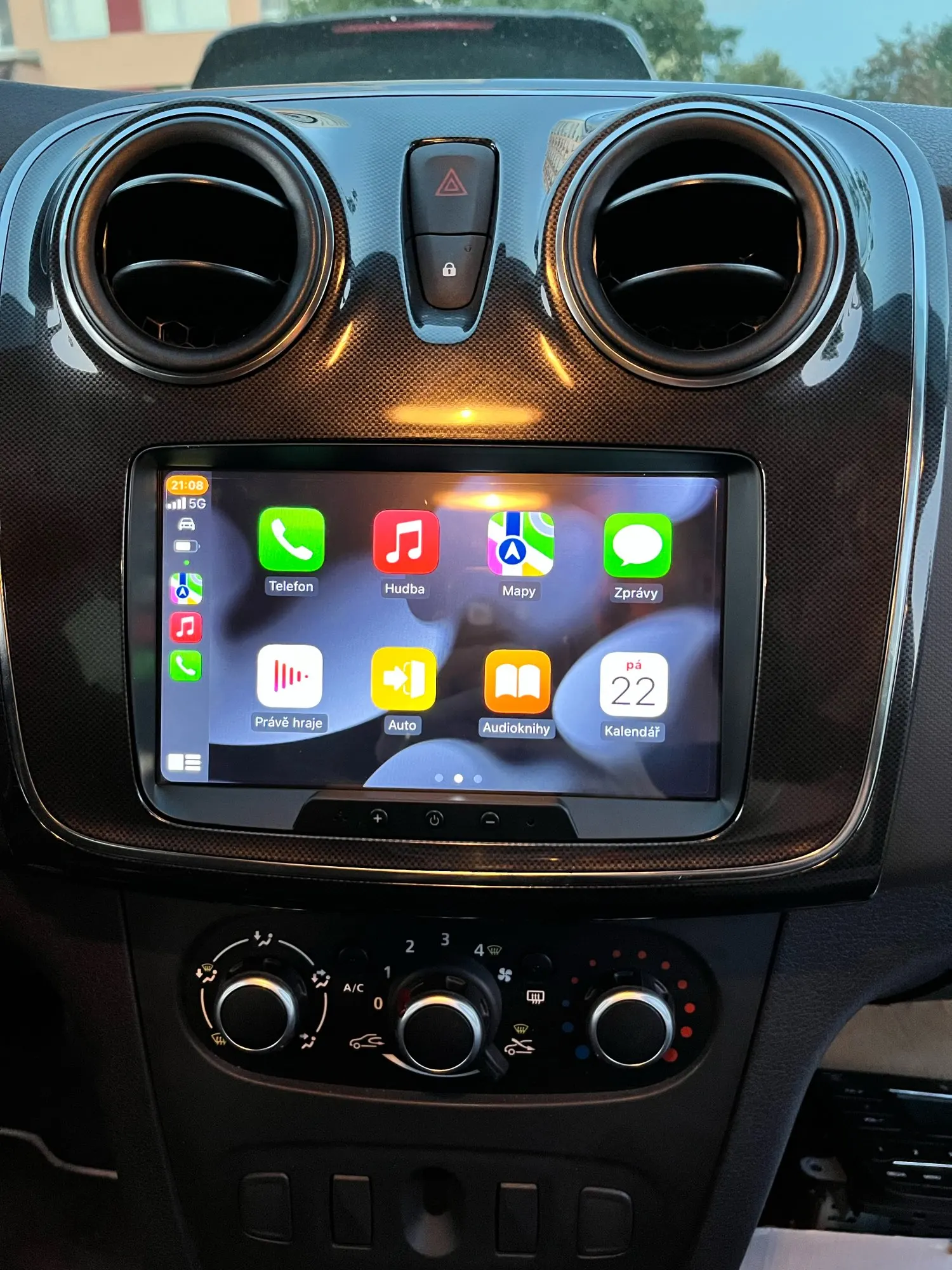 Фото CHSTEK автомобильный радиоприемник мультимедийный Carplay для Renault Captur Dacia Duster Sandero Logan Lodgy Bluetooth Android WIFI стерео беспроводной №5