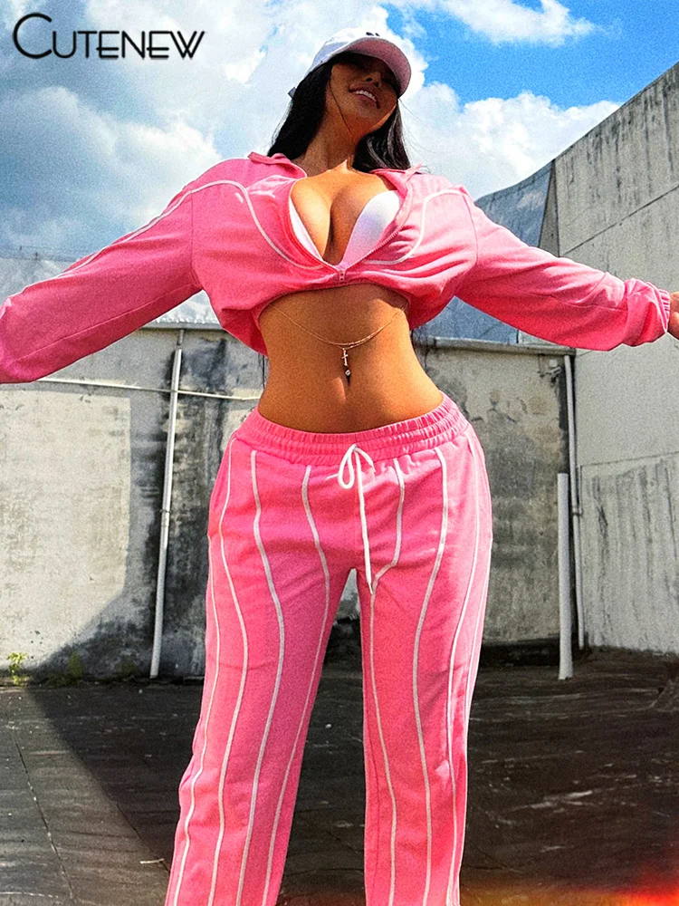 

Женский замшевый спортивный костюм Cutenew, комплект из двух предметов, свитшот с принтом в полоску и прямые спортивные штаны, подходящий комплект, Спортивная уличная одежда для фитнеса