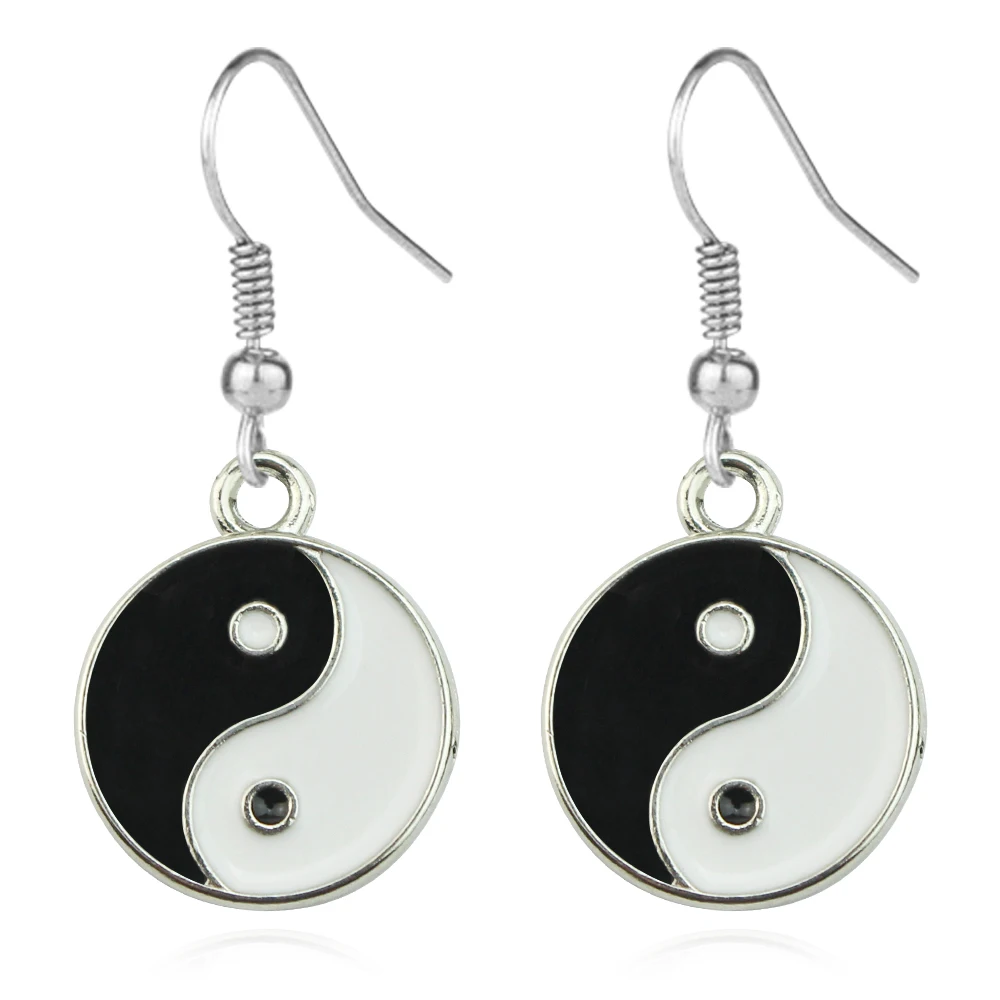 Серьги мужские инь янь. Серьги инь янь серебро гвоздики соколов. Серьги инь янь. Серьги инь янь. Серьги инь янь серебро гвоздики.