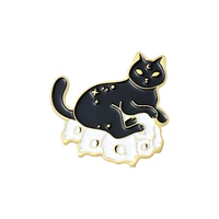 creative cartoon cute black and white cat modeling fashionable creative cartoon brooch lovely enamel badge clothing accessories