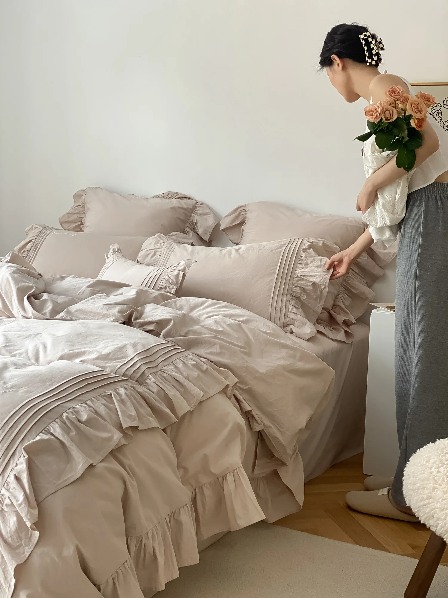 

Elegant French Princess Style Four-Piece Set Lace Cotton Quilt Cover Bedding
