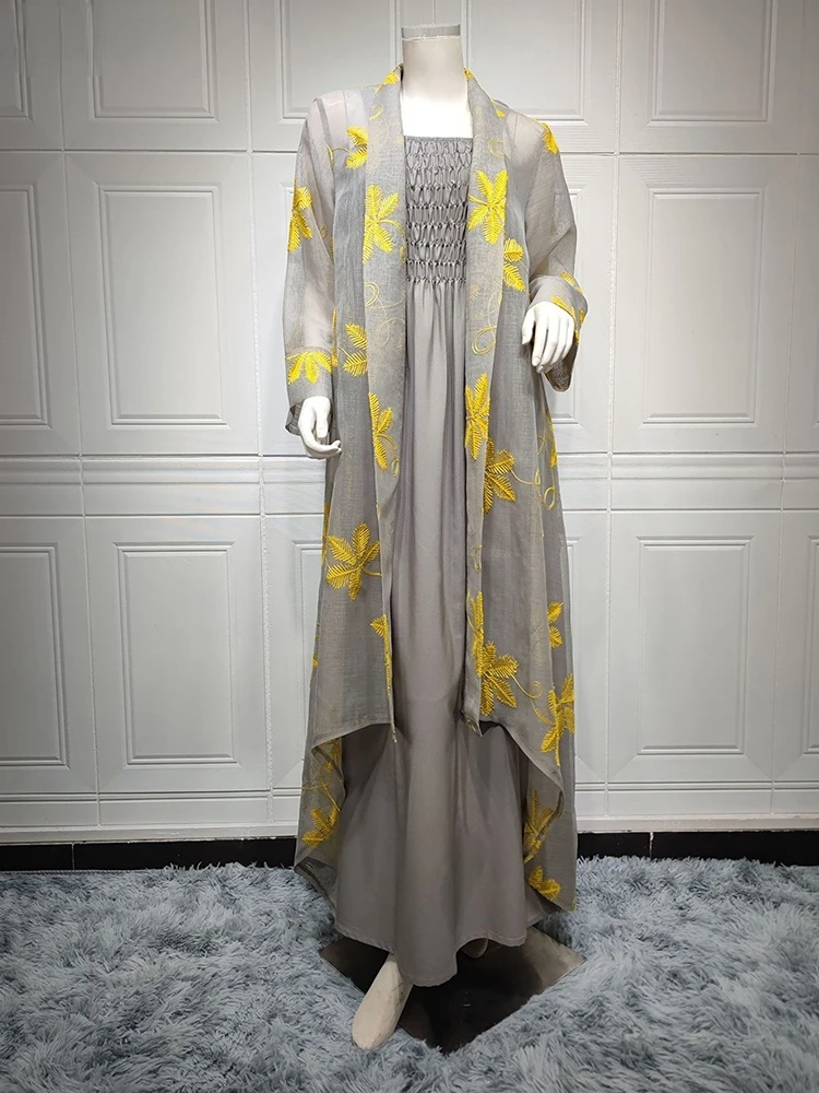 Abaya New 2023 Embroidery Chic And Elegant Woman Dress Mesh Cardigan Belted Kaftan And Solid Gray Camisole Dress Muslim Sets
