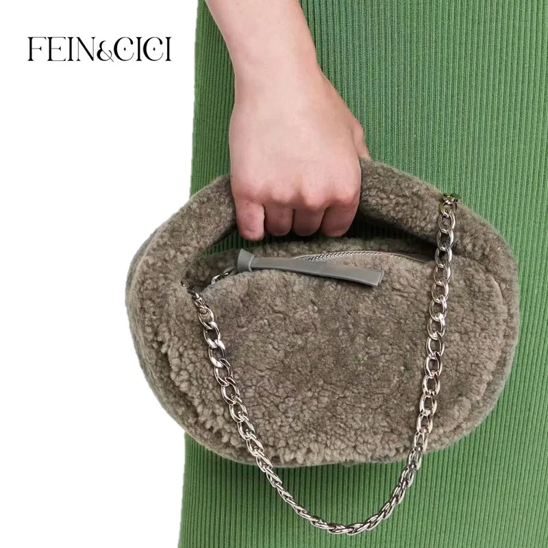 

Женская сумка-тоут из искусственного меха, дизайнерские цепи, теплый маленький кошелек с верхней ручкой, сумка-хобо, женская сумка на плечо, ...