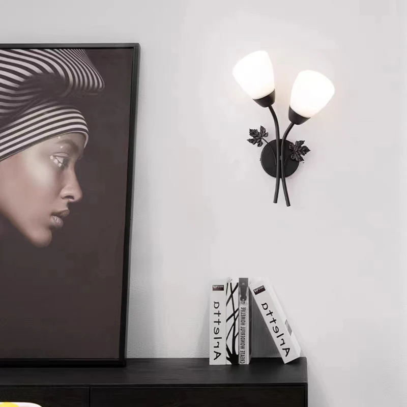 

Креативная прикроватная лампа, современный светодиодный светильник для спальни, гостиной, коридора, лестницы, столовой