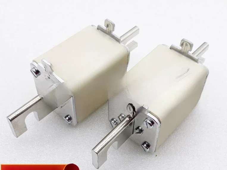 Предохранитель 3NE3335 3NE3336 3NE3227 3NE3233 3NE1224 3NE3338-8 3NE3224 3NE1224-0 3NE1225-0 3NE1331-2 3NE1333-2 3NE1334-2 Новый