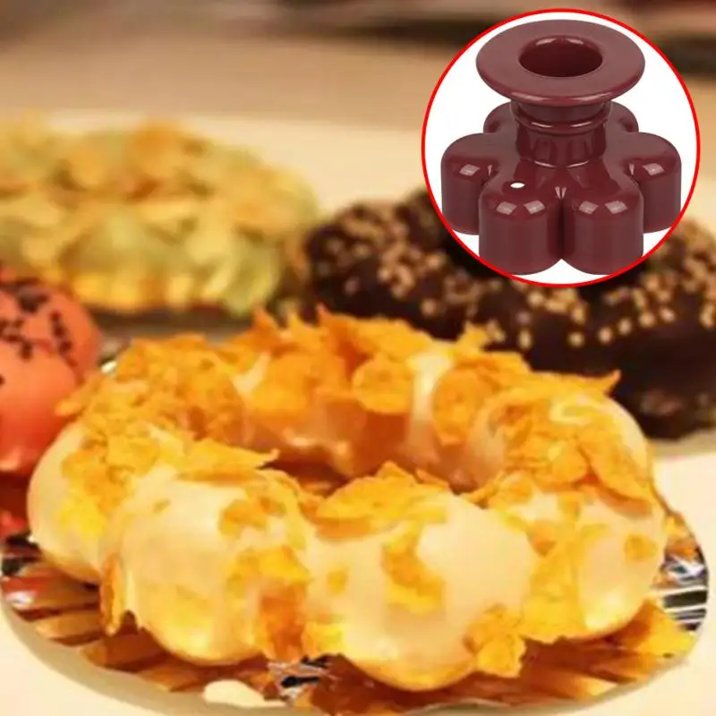 

Ventilate Biscuit Mold Non-toxic Plastic Cake Mold Handwork Abrasion Resistant Baking Mold Baking Supplies Donut Mold 1pcs