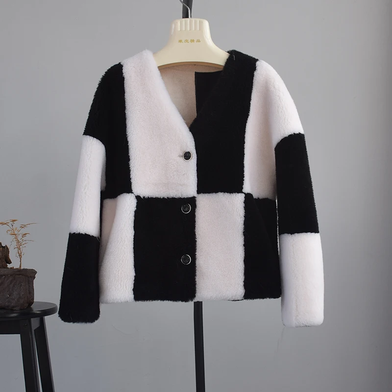 2022 Fashion Autumn Winter Checkerboard Jackets Women Real Fur Coats Female Natural Lamb Fur Thick Warm Streetwear Outerwear C36