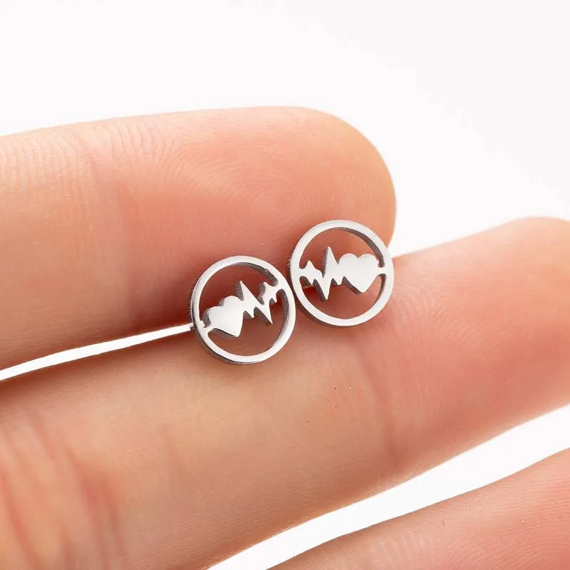 

Stainless Steel Round Heart Stud Earrings Hollow Personality Heartbeat Earrings Fashion Ladies Banquet Earrings Gifts