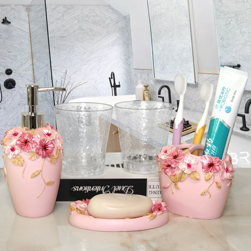 

Набор для ванной из полимера 5 шт