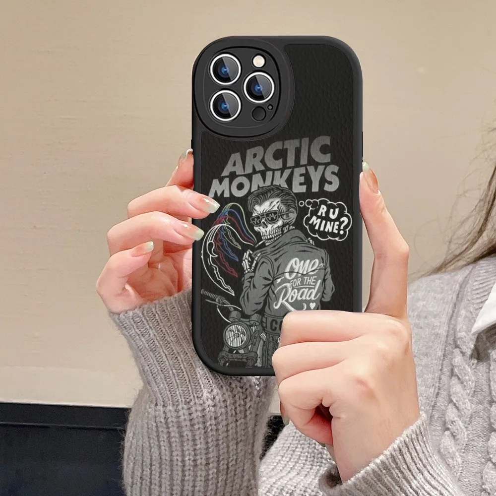 Singer A-Arctic M-Monkeys Phone Case Hard Leather For iPhone 16 15 14 13 12 Mini 11 Pro Max Xs X Xr 7 8 Plus Fundas