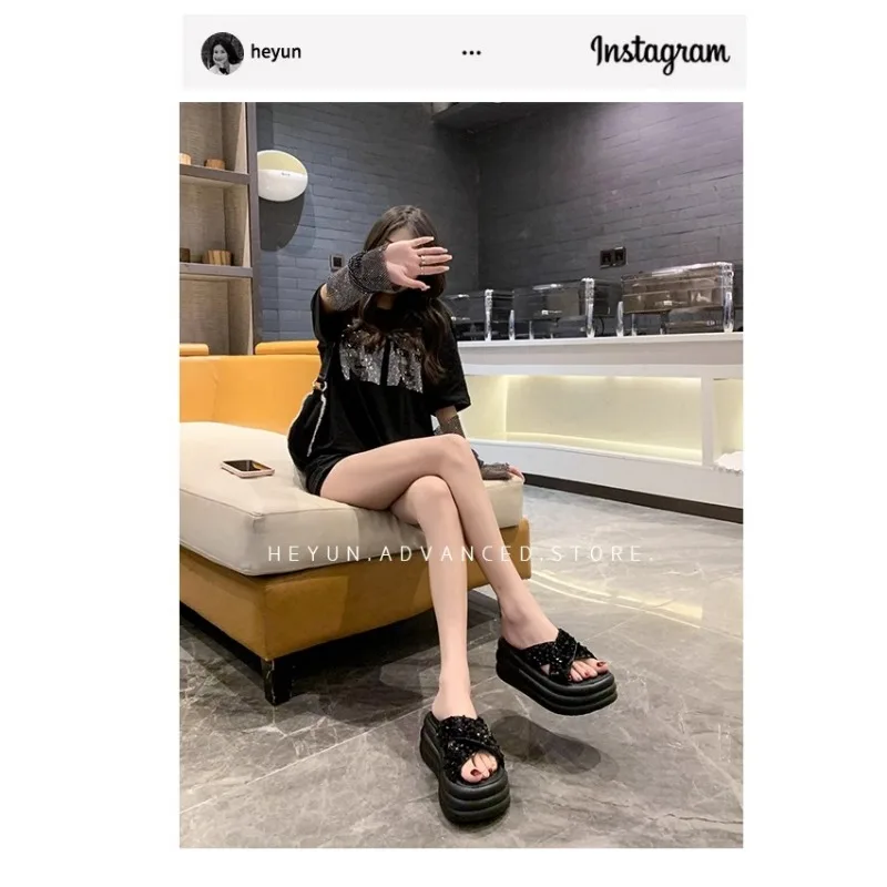 Женские высокие полутапочки на мягкой подошве Новинка лета 2024 блестящие