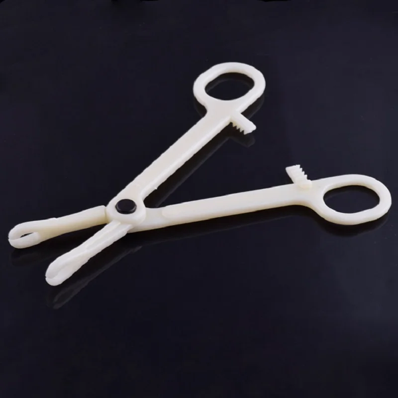 

Инструменты для перфорации одноразовые, пирсинг круглой формы с косым и треугольным отверстием рта, инструмент для татуировки, товары для т...