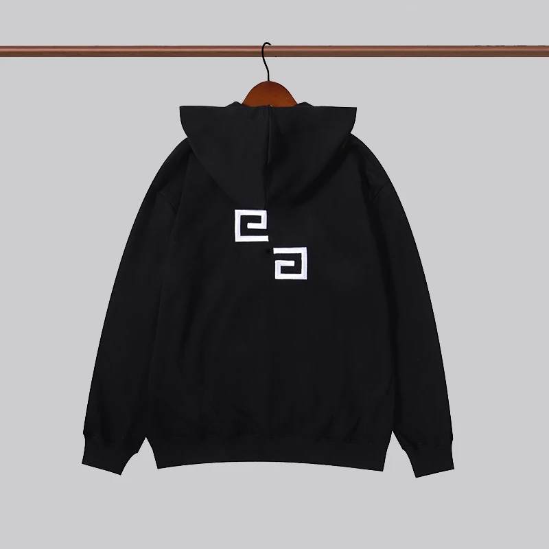 Женский хлопковый свитшот с вышивкой в готическом стиле |