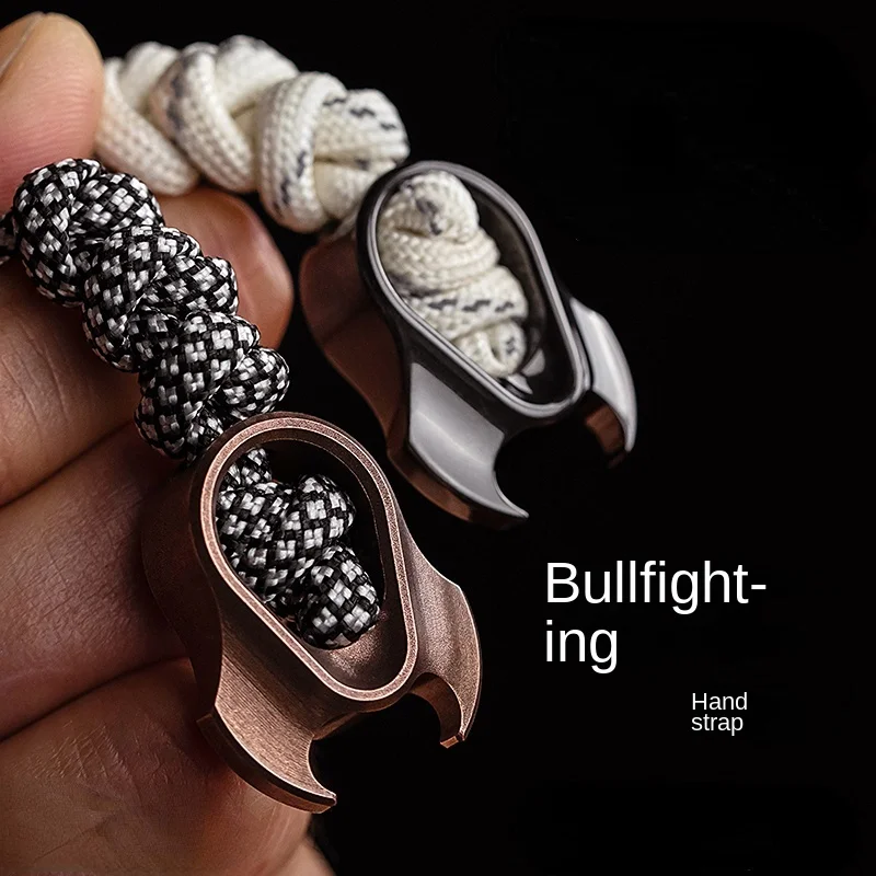 

Bullfight Hand Strap Wrecking Bar Titanium Alloy Pendant Multifunctional Portable Bottle Opener EDC