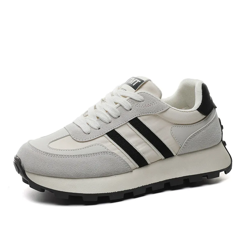 Новые женские универсальные кроссовки на толстой подошве