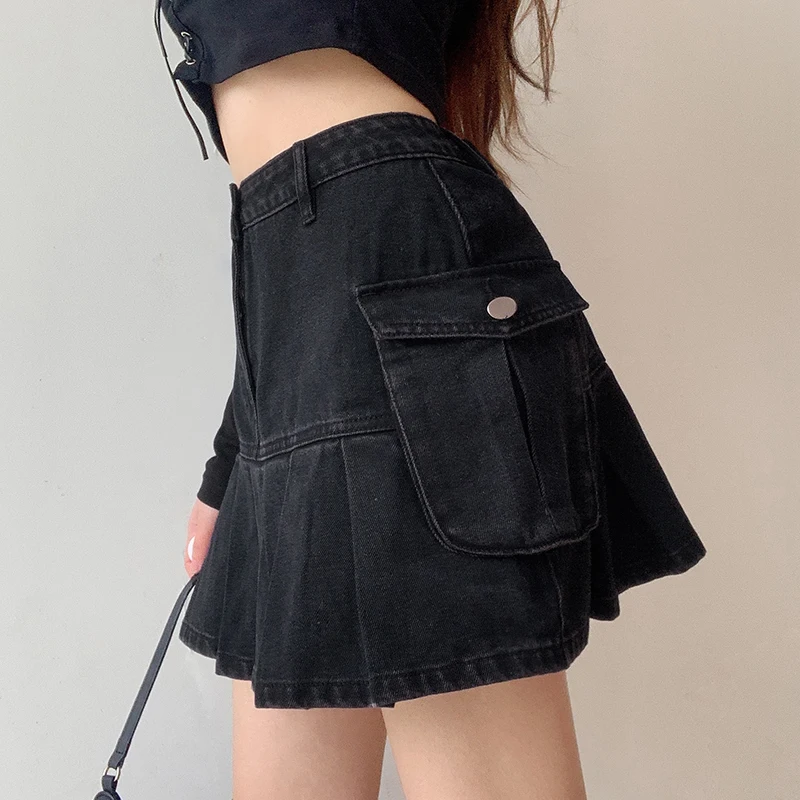 

Black Pleated Skirt Women's Big Pocket Gothic Y2k Skirt High Waist A-line Denim Skirt 2021 Korean Fashion Basic Indie Clothing