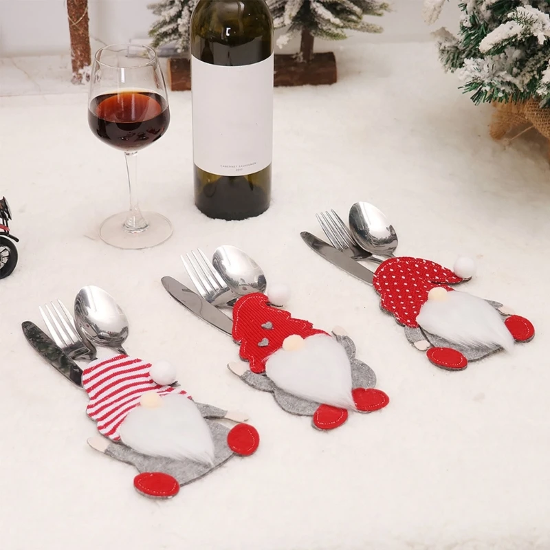 652F Christmas Gnome Cutlery Holder Faceless for Doll Knife 