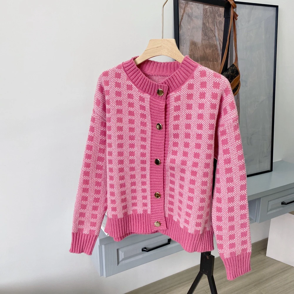Новинка 2022 розовый клетчатый кардиган пушистый вязаный Укороченный на пуговицах