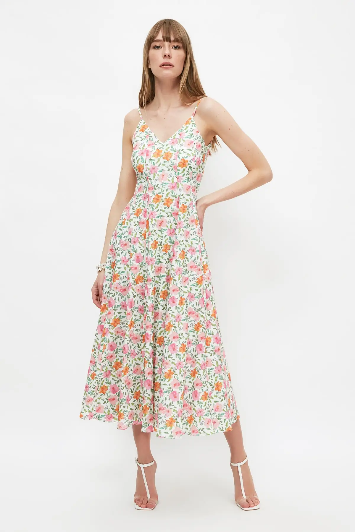 

Trendyol Pendant Patterned Dress TWOSS21EL4184