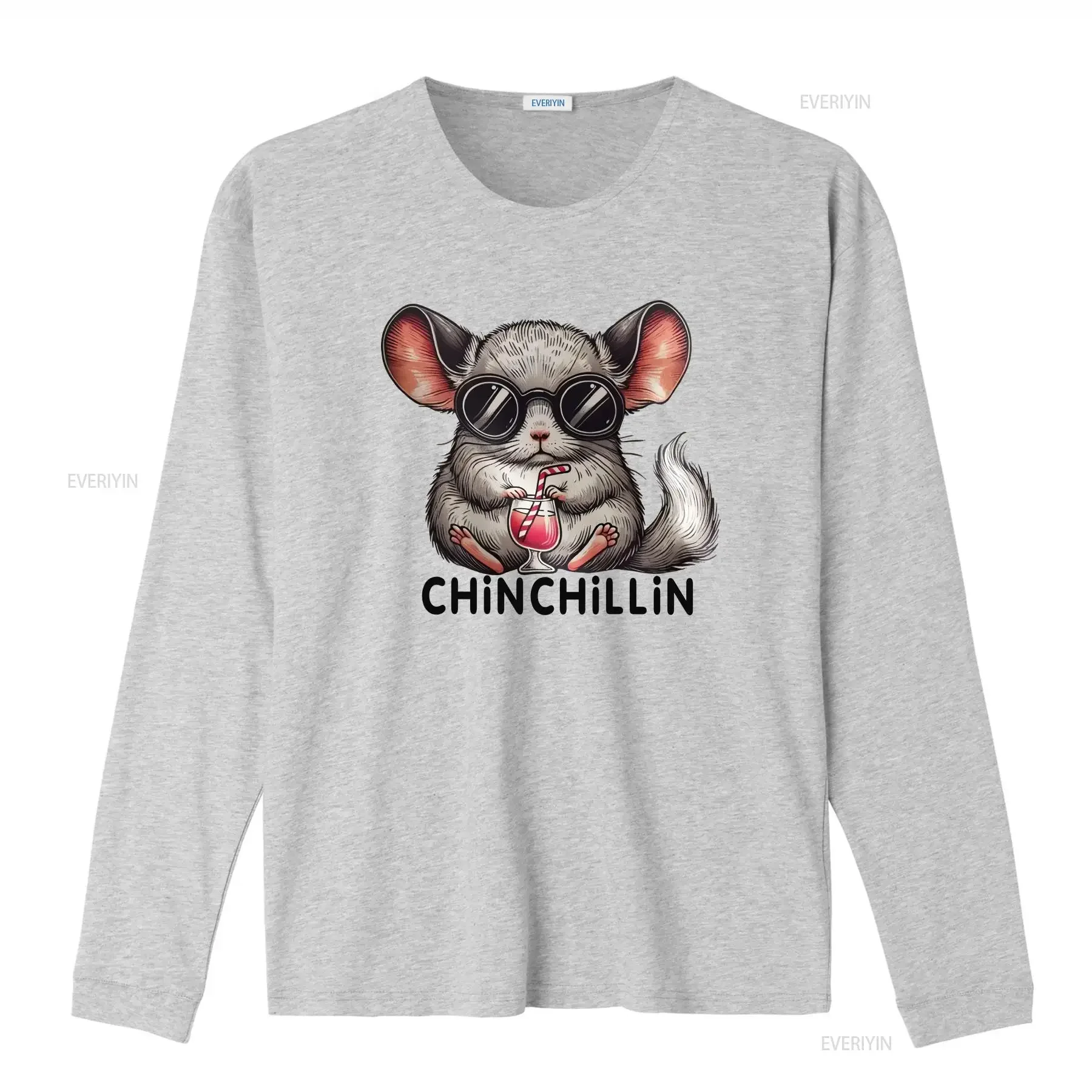 Фото Футболка Chinchillin Chinchilla с изображением милой шиншиллы в солнцезащитных очках, с напитком, для любителей животных, с длинными или короткими рукавами №4