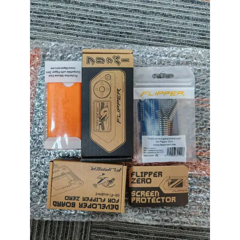 Программа Flipp R Zero Tamagochi Dolphin обеспечивает многофункциональные инструменты с