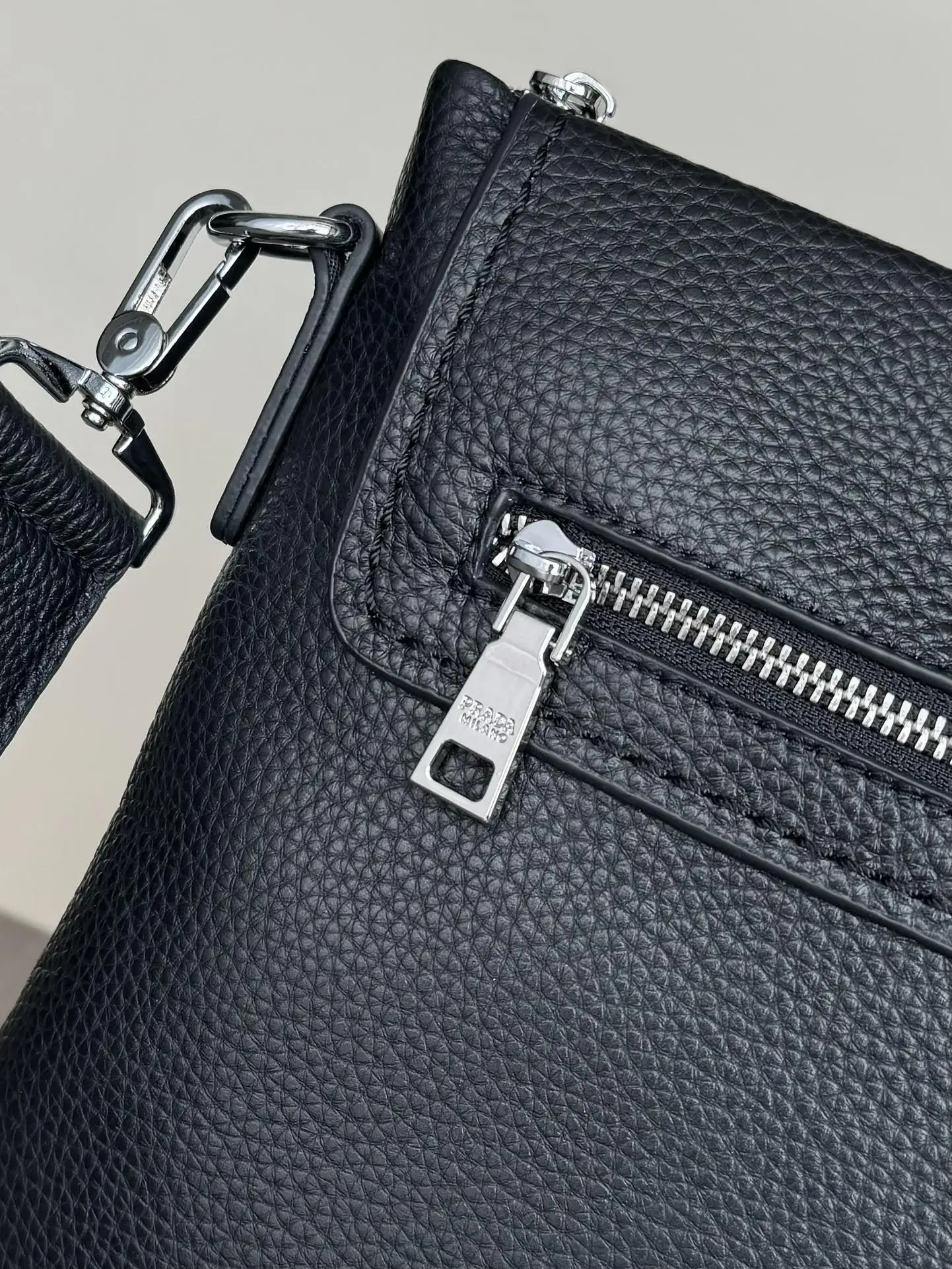 Мужская сумка PRADA мужская через плечо Портфель