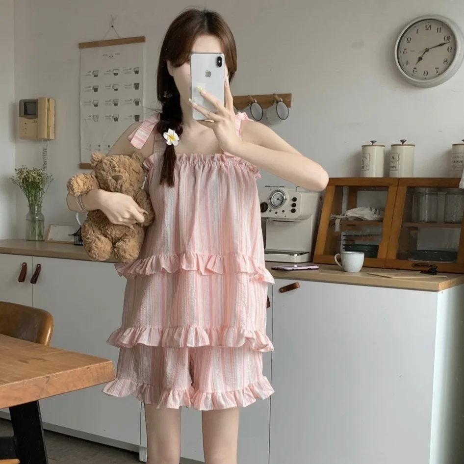 

Летний пижамный комплект в розовую полоску, милая Пижама на бретельках, топы, домашняя одежда, шорты с оборками, одежда для сна, Хлопковая пижама для девочек, одежда для улицы S238