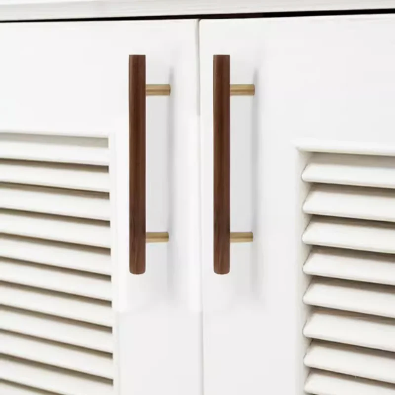 Деревянные ручки для кухонного шкафа в скандинавском стиле