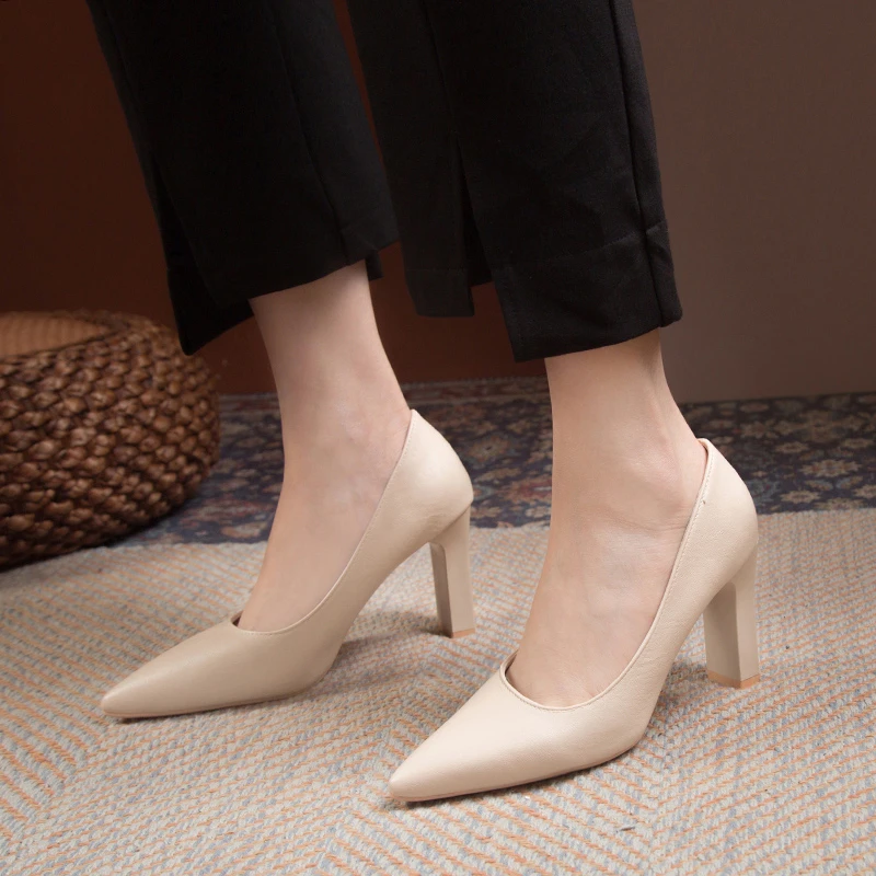 

Simple Fashion Small Thick Heel High Heels Matte Pointed Toe Casual Pumps Nude Party Dress Pumps Classic Style Office Work Shoes