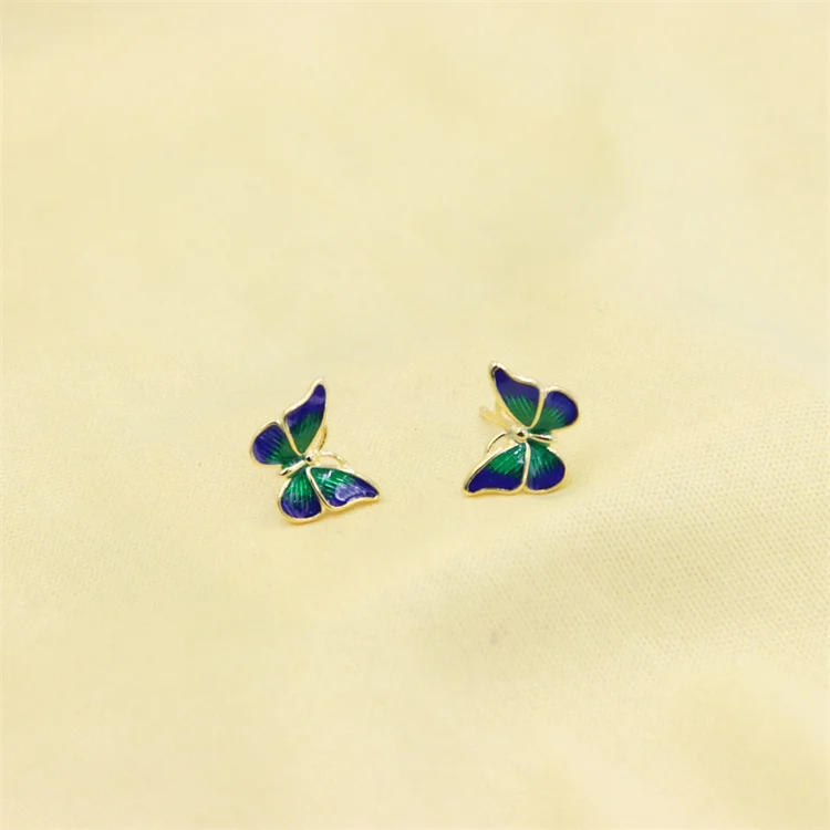 

ZFSILVER Lovely Fashion 925 Sterling Silve Kreaon Classic Color Butterfly Stud Earring For Women Charm Jewelry Accessories Party