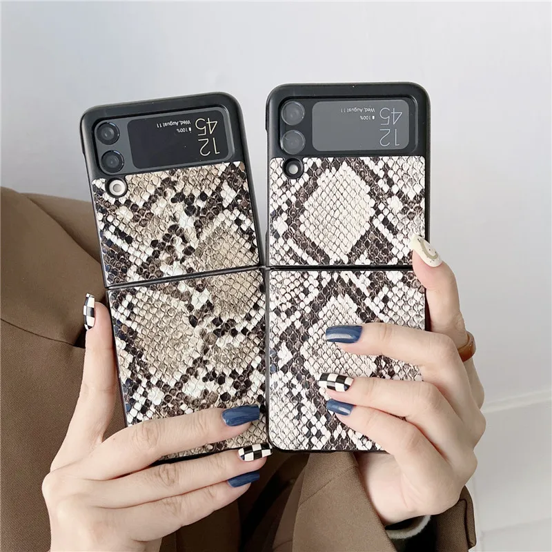 

Crocodile Texture Phone Cases For Samsung Z Flip 3 5G Case Zflip3 Snake Skin PU Hard Leather Cover for Galaxy Z Flip 4 2 1 Funda