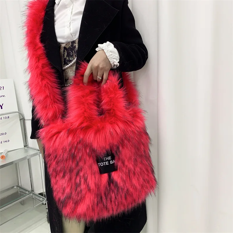 Luxury Fluffy Faux Fur Tote Bag Designer Plush Women Handbags and Purses Soft Shoulder Crossbody Bags for Women Shopper Bag Chic
