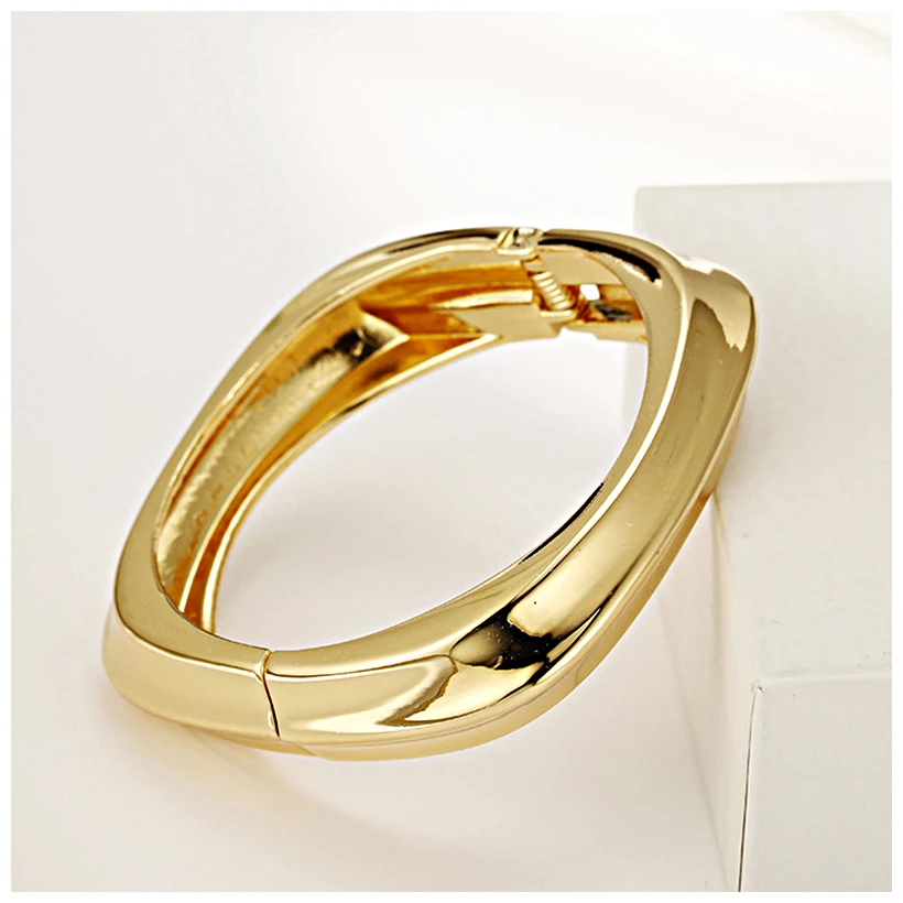 

New Arrivals Zinc-alloy Gold Plating Square Minimalist Statement Cuff Bracelet Gothic Metal Fashion Bangle for Women Jewelry