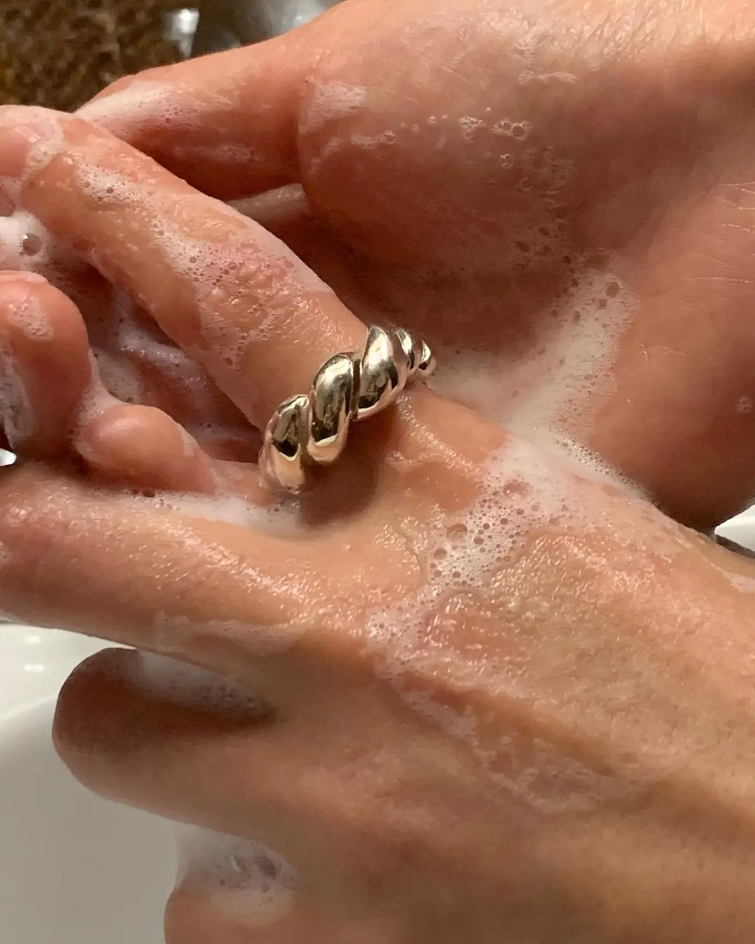 Открытое кольцо из серебра S925 пробы на палец минималистичное с закрученным