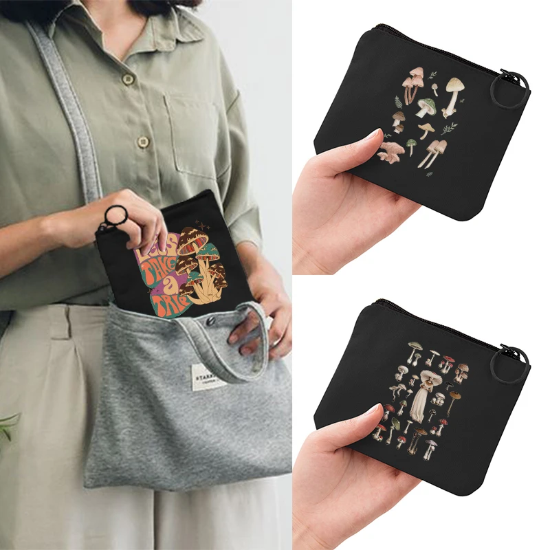 

2022 Casual Women Mushroom Coin Purse Waterproof Cotton Fabric Small Square Pouch Card Holder Women Mini Wallets Girl Bags