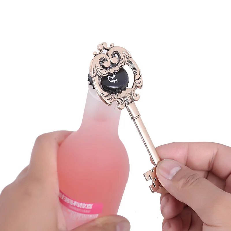 

Retro Key Bottle Beer Opener Owl Shape Zinc Alloy Wedding Gifts for Guests Kitchen Tools Cuisine Bar Accessories Wedding Favours