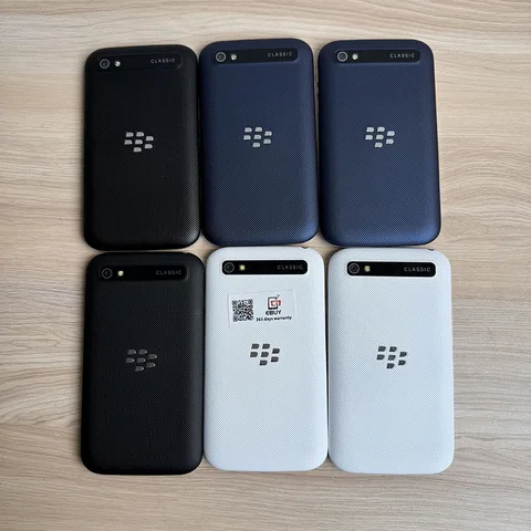 Смартфон Blackberry Classic Q20, 2/16ГБ, global, Б/у