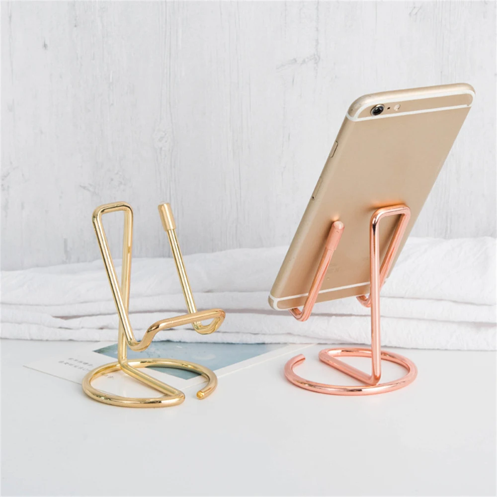 

Multi-scene Applicable Electroplating Process Iron Linear Phone Holder Portable Mobile Phone Stand Placed Strong Practical Metal