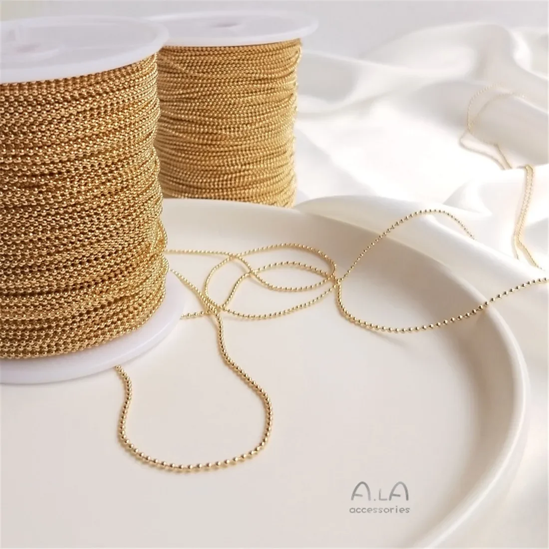 Золотая цепочка из 14-каратного золота фасоли круглая бисера объемная