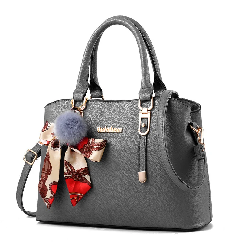 

2022 New Fashion Ladies Large Capacity Versatile One Shoulder Crossbody Commuter Handbag Famous Luxury Designers Sac a Main Cc