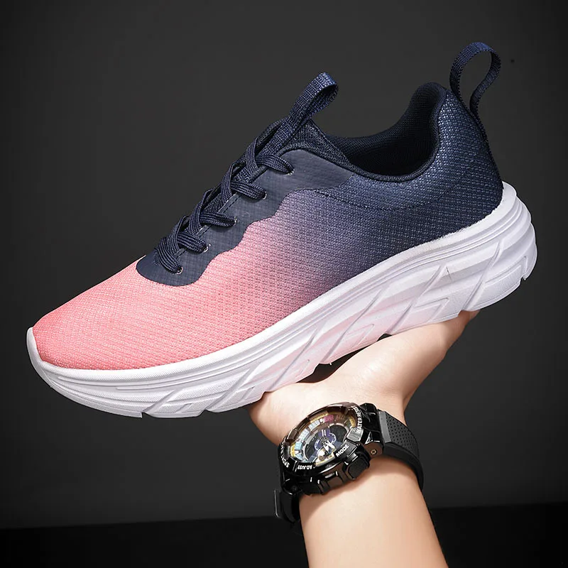 

Men New Fashion Casual Shoes Light Soft Breathable Vulcanize Shoes High Quality High Top Sneakers Zapatillas De Deporte DM-131