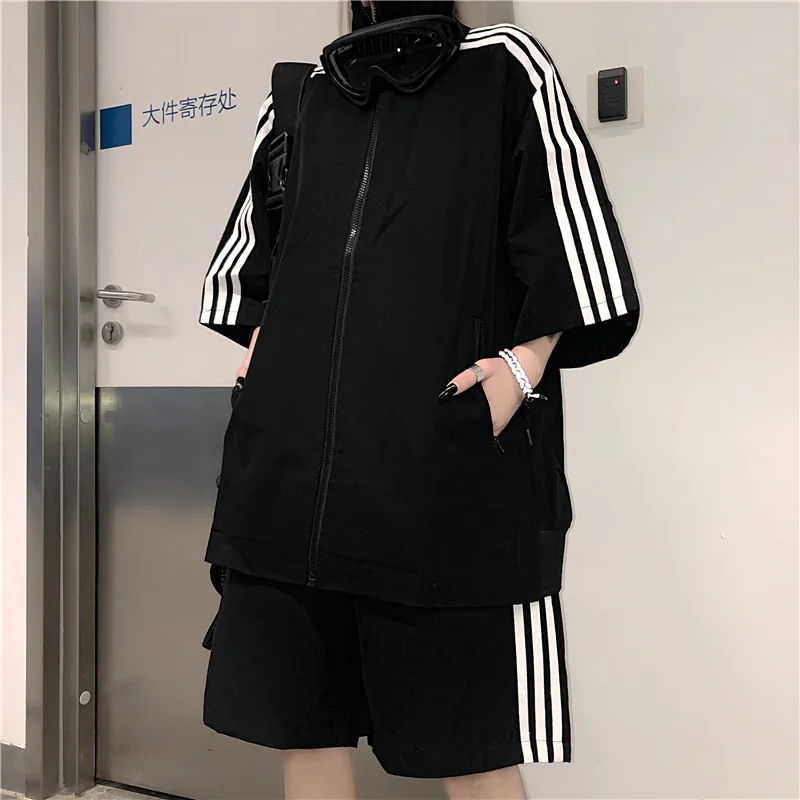 

Sports Casual Suit Two-Piece Unisex T Shirts summer Ins Loose Coat,shorts students with short sleeves M-2XL