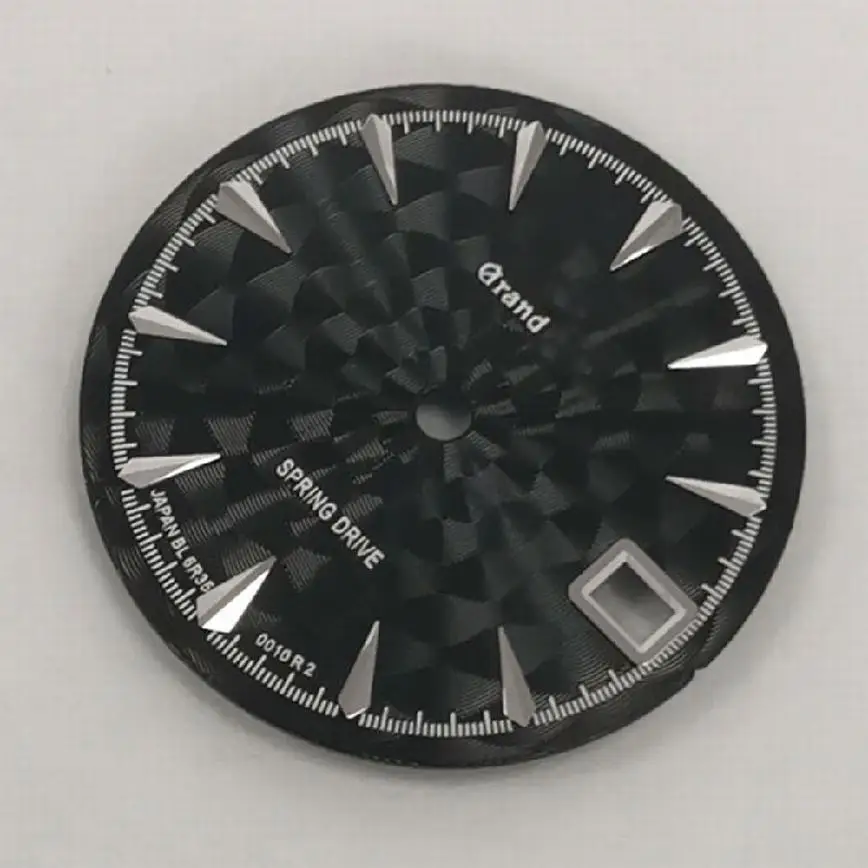 New watch accessory  sunburst dial without luminous scale dial 28.5mm can be fitted with NH35 movement