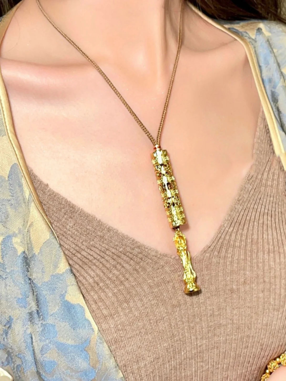 New Chinese Sle Cloisonne Carved Prayer Bucket Necklace Women Woven Gold Flowers Enamel Turntable Exquisite...