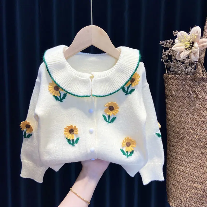 

Новинка Весна 2023 светильник роскошный модный кардиган для девочек, трикотажная одежда, Корейская версия, топ с круглым вырезом, удобная пов...